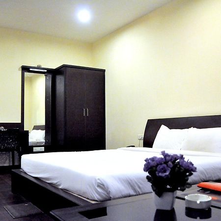 Hotel Suncity Palace Jharsuguda Buitenkant foto
