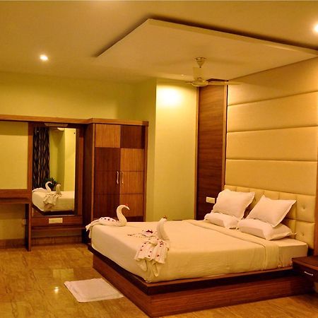 Hotel Suncity Palace Jharsuguda Buitenkant foto