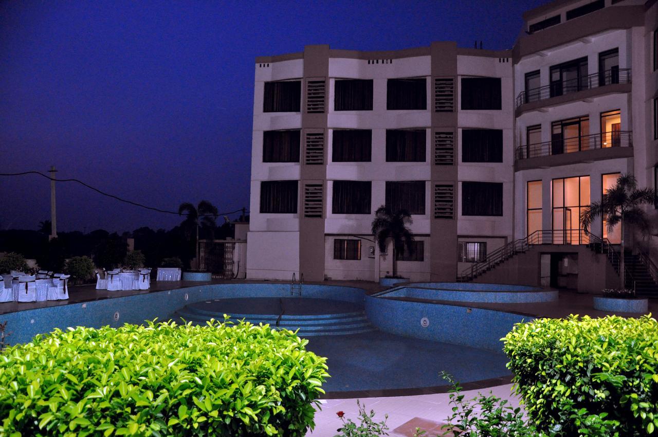 Hotel Suncity Palace Jharsuguda Buitenkant foto