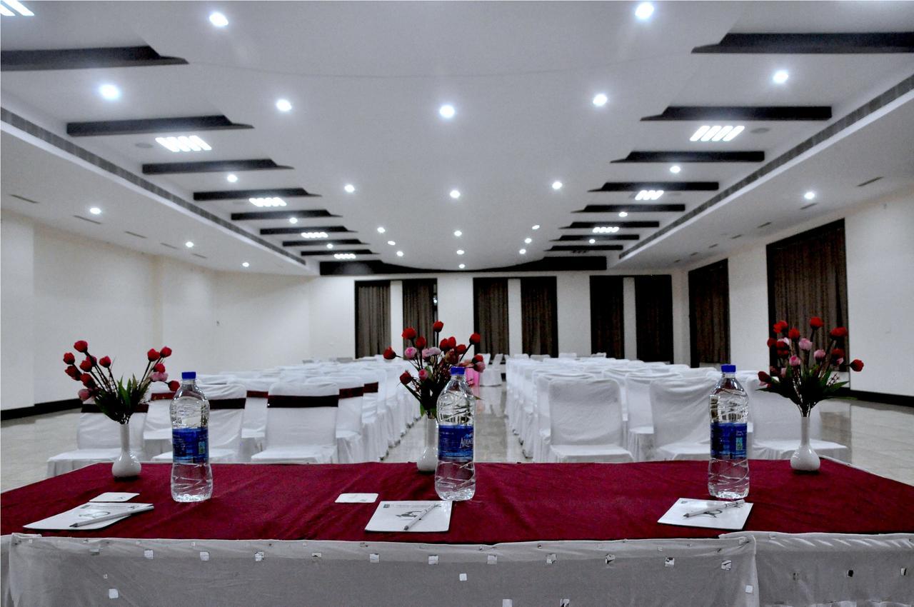 Hotel Suncity Palace Jharsuguda Buitenkant foto