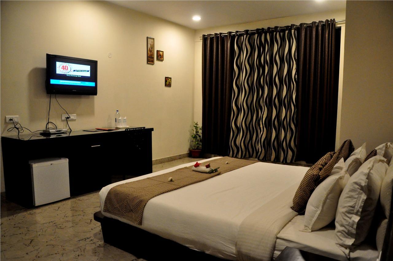 Hotel Suncity Palace Jharsuguda Buitenkant foto